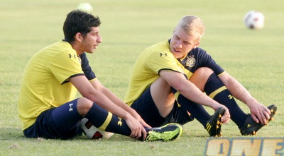 דור מיכה ורוסלן ברסקי באימון (יניב גונן)