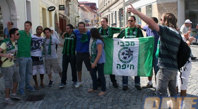 הרחובות נצבעים בירוק-לבן (דולב נישליס)