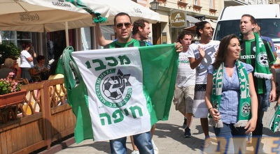 אוהדי מכבי חיפה במאריבור (דולב נישליס)