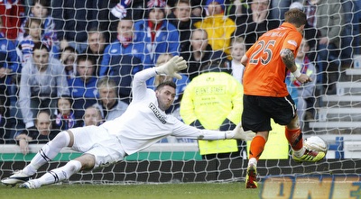 דייויד גודווילי כובש את שער הניצחון מול ריינג´רס בעונה שעברה (רויטרס)