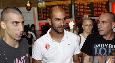 שי אבוטבול בנמל התעופה (יוסי ציפקיס)