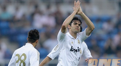 קאקה חוגג את שערו הראשון (GettyImages) קאקה חוגג את שערו הראשון (GettyImages)