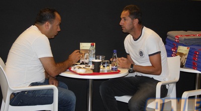 דוד אמסלם ואיציק עובדיה בפגישת עבודה (גיא בן זיו) דוד אמסלם ואיציק עובדיה בפגישת עבודה (גיא בן זיו)