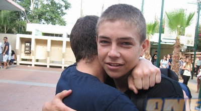 גילי חיימוביץ´ נפרד מחבריו לפני הכניסה לשרשרת החיול