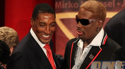 רודמן ופיפן בחיבוק חם (GettyImages) רודמן ופיפן בחיבוק חם (GettyImages)