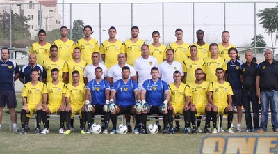 בית&qout;ר ירושלים בתמונה הקבוצתית (גיא בן זיו)