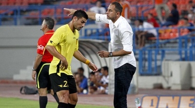 עדן נחמני ודוד אמסלם במשחק מול ראשל&qout;צ (יוסי ציפקיס)