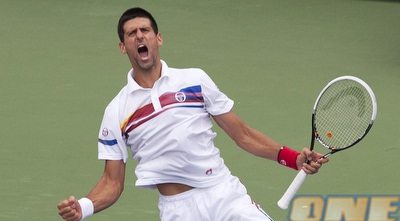 נובאק ג´וקוביץ´ מרחף מרוב שמחה (רויטרס)