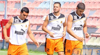 ישראל זגורי עורך אימון בכורה בבני יהודה (משה חרמון) ישראל זגורי עורך אימון בכורה בבני יהודה (משה חרמון)