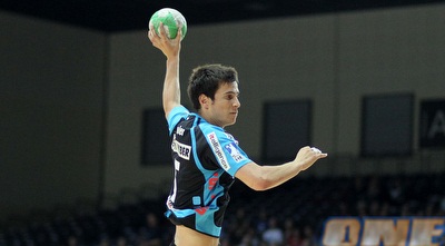 אבישי סמולר (ONE)