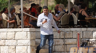 יובל נעים. המאמן הבא של בית&qout;ר (גיא בן זיו)