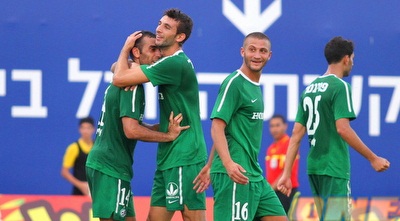 עמאשה חוגג עם סארי פאלח (שי לוי) עמאשה חוגג עם סארי פאלח (שי לוי)