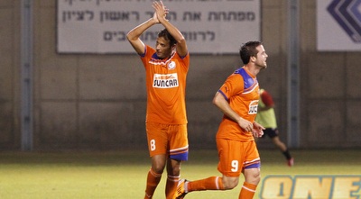 אסי בלדוט (יוסי ציפקיס) אסי בלדוט (יוסי ציפקיס)