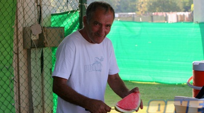 אלי בואנו (רועי גלדסטון)