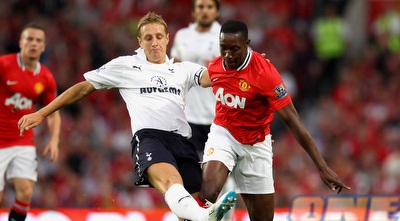 דני וולבק ומייקל דוסון נאבקים (GettyImages) דני וולבק ומייקל דוסון נאבקים (GettyImages)