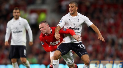 קייל ווקר נצמד לוויין רוני (GettyImages) קייל ווקר נצמד לוויין רוני (GettyImages)