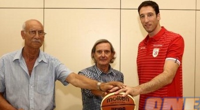 יניב גרין. פתיחה ברגל שמאל