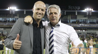 טון קאנן וג´ורדי קרויף. שיתפו פעולה במלטה וקפריסין (רויטרס) טון קאנן וג´ורדי קרויף. שיתפו פעולה במלטה וקפריסין (רויטרס)