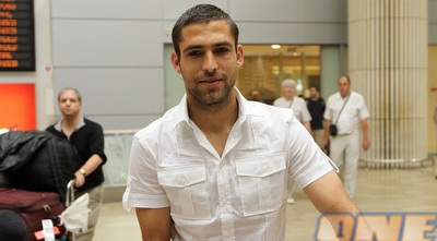 איתי שכטר מגיע לישראל. &qout; (מור שאולי) איתי שכטר מגיע לישראל. &qout; (מור שאולי)