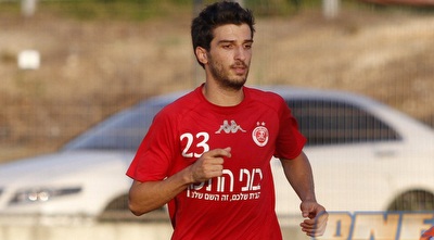 עומרי קנדה. בינתיים הוא נשאר (יוסי ציפקיס)