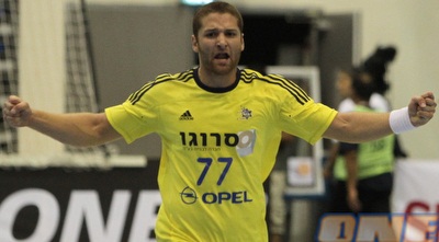 חן פומרנץ חוגג במגי מכבי ראשל&qout;צ (מור שאולי)