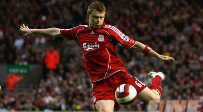 ג´ון ארנה ריסה. הג´ינג´י עם השמאלית הכי חזקה (GettyImages) ג´ון ארנה ריסה. הג´ינג´י עם השמאלית הכי חזקה (GettyImages)