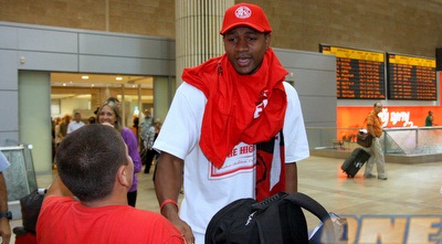 די ג´יי סטרוברי (יניב גונן)