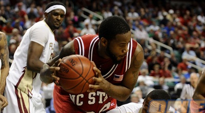 טרייסי סמית´ (באדום). הגיע להפועל (GettyImages)