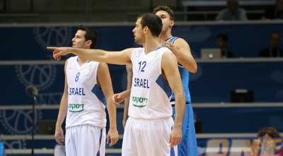 הלפרין מחלק הוראות, פניני וגלניארי מאזינים (שי לוי)