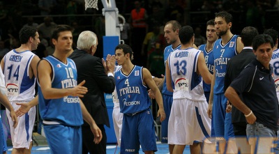 גרין וכדיר  נפרדים מהאיטלקים בסיום (שי לוי)