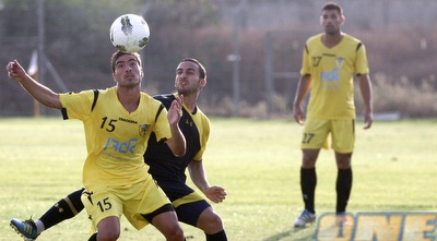 שי חדד שומר על רפי דהן (ליאור טימור)