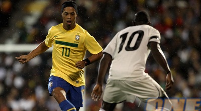 רונאלדיניו. מספר 10 של ממש (GettyImages)