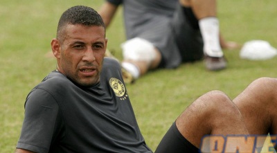 אחמד סבע. חשש לשבר בעצם השוקית (אמיר לוי) אחמד סבע. חשש לשבר בעצם השוקית (אמיר לוי)