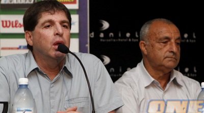 מיכאל קליין (יוסי ציפקיס)