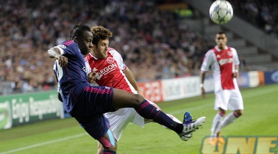 עלי סיסוקו בעימות עם מיראלם סולימאני (רויטרס)