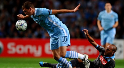 אדין דזקו ופאולו קנבארו בעימות נוסף (GettyImages)