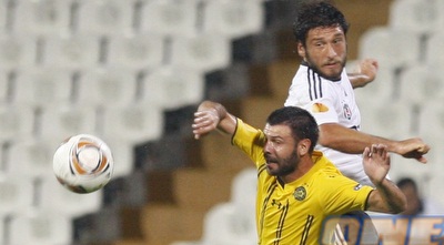 קולאוטי נאבק עם קורקמאז (רויטרס)