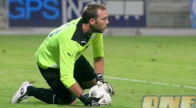 דני עמוס (יניב גונן)