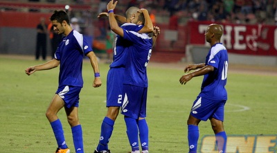 סוויסה חוגג עם חבריו ברמה&qout;ש (משה חרמון)