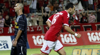 דמארי, רגע לאחר השער השני (יוסי ציפקיס)