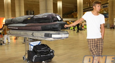 משיח והגלשן.  (שי לוי)