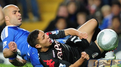 אלכס מכשיל את פריי (GettyImages)