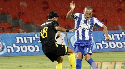 יניב לוזון מול ריקן (יוסי ציפקיס) יניב לוזון מול ריקן (יוסי ציפקיס)