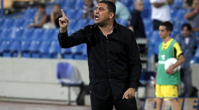 יובל נעים. &qout;חכו שנשחק בטדי&qout; (יוסי ציפקיס) יובל נעים. &qout;חכו שנשחק בטדי&qout; (יוסי ציפקיס)