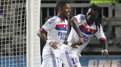 גומיס ובאסטוס חוגגים (רויטרס) גומיס ובאסטוס חוגגים (רויטרס)