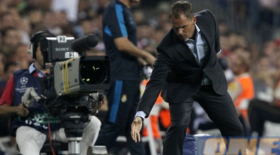 דה בור בברנביאו. אייאקס דווקא הייתה טובה יותר בפתיחה (רויטרס)