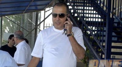 עמוס לוזון. &qout;אם לא הייתם פראיירים, היינו במקום הראשון&qout; (אלעד ירקון) עמוס לוזון. &qout;אם לא הייתם פראיירים, היינו במקום הראשון&qout; (אלעד ירקון)