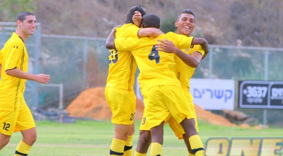 אמסלש חוגג (יניב גונן)