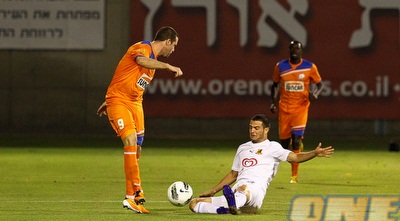 ישראל זגורי מול ריף מסיקה (שי לוי)