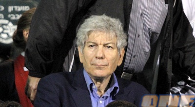 יואב כץ. &qout;קל לשבור את הכלים&qout; (יוסי ציפקיס) יואב כץ. &qout;קל לשבור את הכלים&qout; (יוסי ציפקיס)